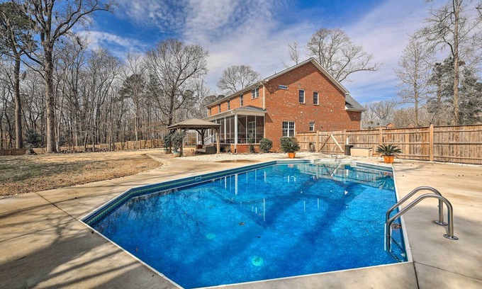 Brices Creek House | NEW! New Bern Luxury Retreat w/ Private Pool + Gym