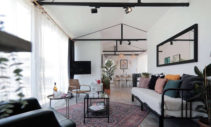 Pera Apartment | NEW! Next to Istiklal Street a Stunning 5BR Duplex