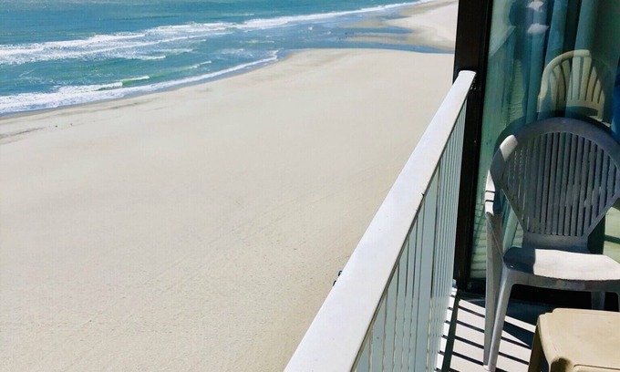 Myrtle Beach Condo | New! Oceanfront Condo with Unparalleled View of the Ocean
