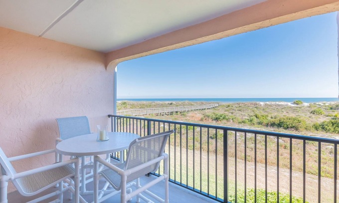 Butler Beach House | NEW OCEANFRONT LISTING! TOTALLY RENOVATED 2 bed/2.5 bath Sea Place Townhome
