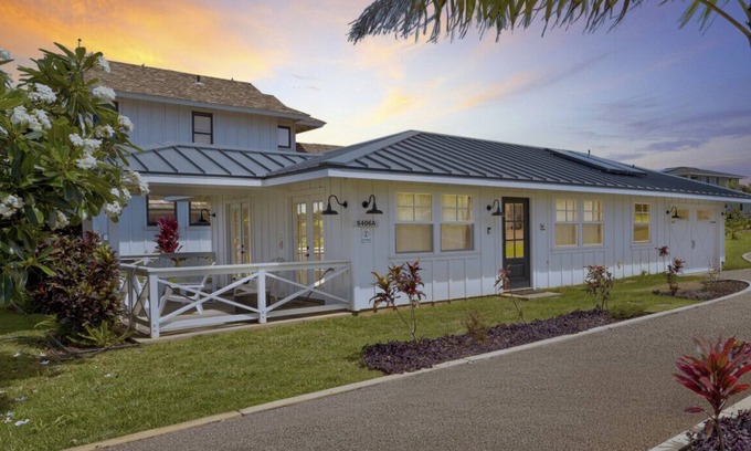Poipu House | *NEW Poipu 2BR Retreat|Pool|AC & Athletic Club