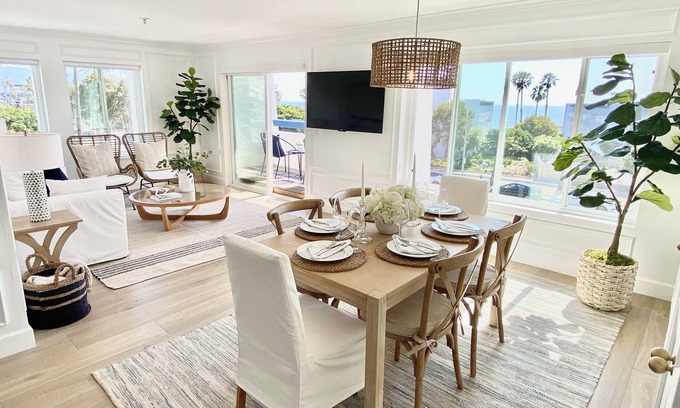South Redondo Condo | New! Redondo Beach Remodel, Ocean Views ~ Walk 1 block to Beach & Pier