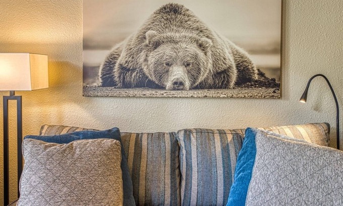 Olympic Valley Condo | New Remodeled Squaw Valley Condo with Great View