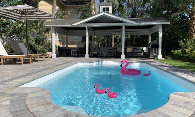 North Forest Beach House | NEW RESORT-STYLE POOL, CUTE HOUSE, 88 STEPS TO SAND!