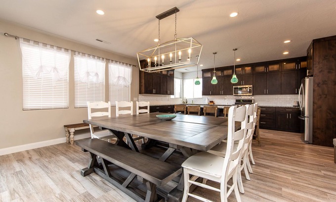 Santa Clara House | NEW! Sleeps 28! 6 Bed,7 Bath Home with Waterslide Park,Large Private Hot Tub!