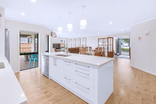 Hamilton House | New, spacious, enjoy a quality stay in Flagstaff