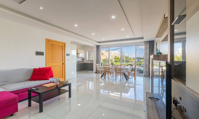 Qawra Apartment | New Spacious Apartment 3 Bdr 2 Bth Bugibba 1