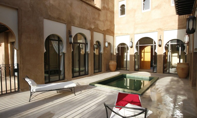 Gueliz Villa | New Standing Palmeraie Villa 20 mins from Marrakech with private pool