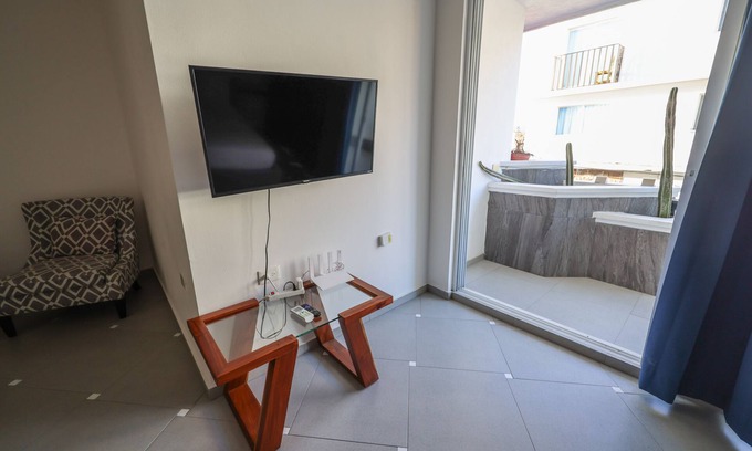 Colonia Centro Apartment | NEW Studio in Downtown
