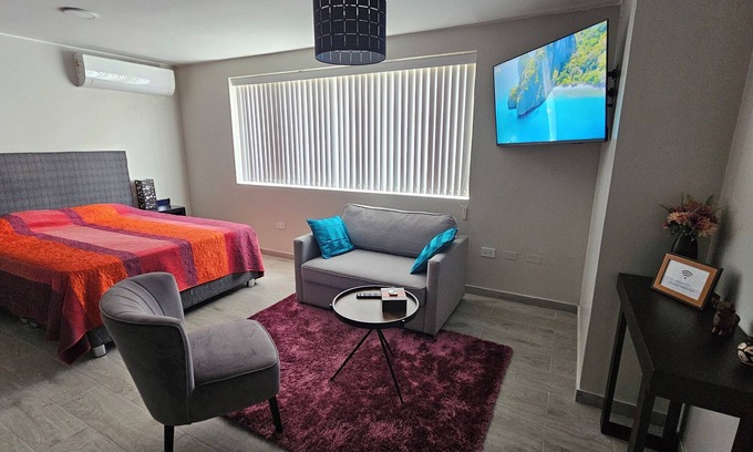 Barranco Apartment | New Stylish Studio in Barranco w/airconditioning