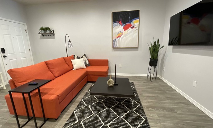 Southwest Village Condo | New! Sunny Scottsdale @ Heart of Old Town