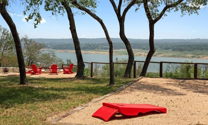 Spicewood Cabin | NEW 'Sunrise Lodge on Lake Travis'-Lake Front, Hot Tub, 2 Cabins!