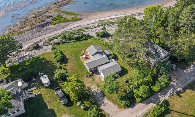 Mid-Coast and Islands Cottage | New! The Beach Pea 2 BR/1 BA Beachside bungalow feet from the Maine shore.