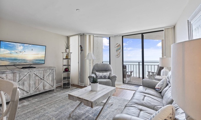 Garden City Condo | New to Rental Market! Perfect 1 Bedroom Oceanfront!