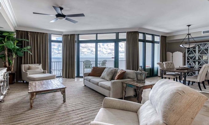 Orange Beach Condo | New to the Rental Market, New Owner, Lazy river and Slide!