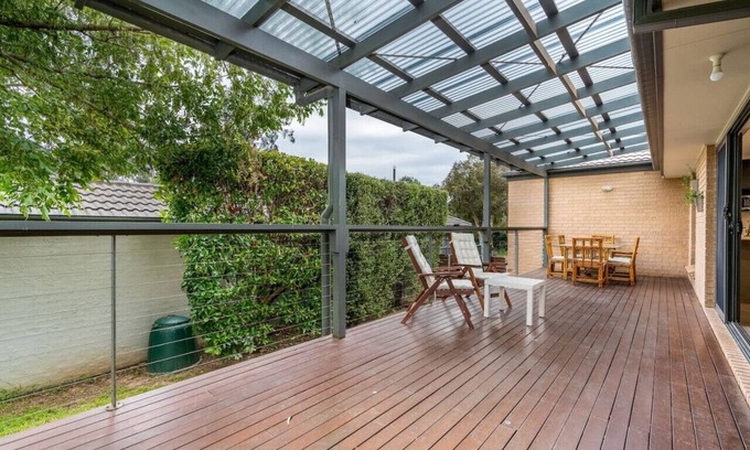 Lyons House | New to VRBO: Cheerful 4BR Home w/parking|5 mins from hospital