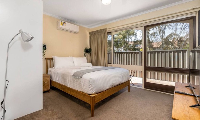 Garran House | NEW TO VRBO: Stylish Furnished Home Close to Woden Centre