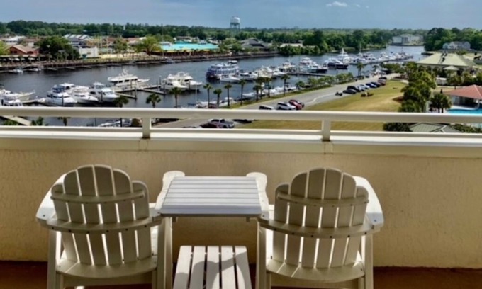 North Myrtle Beach Condo | New Updated Luxury Resort Condo -1750 sf Waterfront - N. Myrtle Beach - 7th Fl