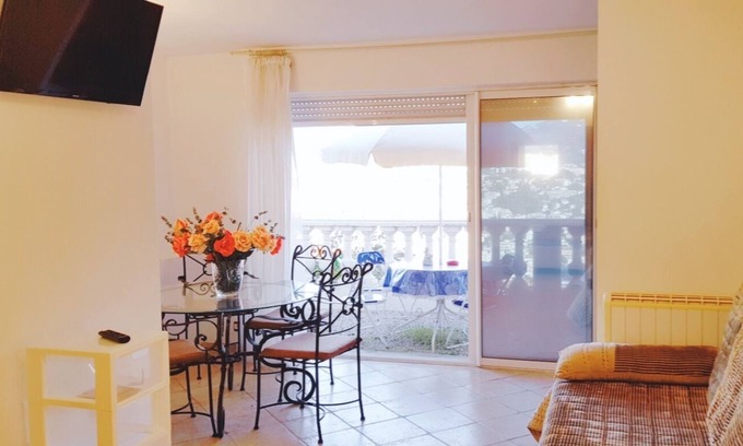Mantega House | NEW VILLA NICE PROMENADE F1 BIS (2 bedrooms) SEA VIEW GARDEN PARKING QUIET CH