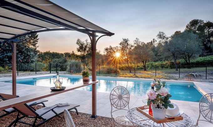 Vaison-la-Romaine Villa | NEW VILLA "WHISPERS OF THE VINES". Relax in nature, enjoy pool & sunsets
