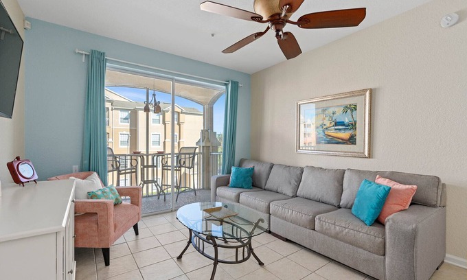 Windsor Hills Condo | 🏝New Water Park! Huge Pool, 5 Minutes to Disney World!🏝