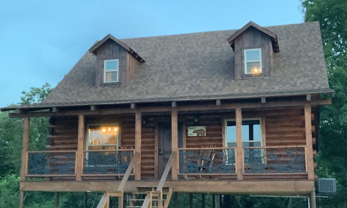 Glenwood Cabin | NEW WATERFRONT RUSTIC RIVER CABIN!