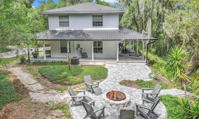 Citrus Springs House | NEW!Waterfront unit kayak access to spring pet frn