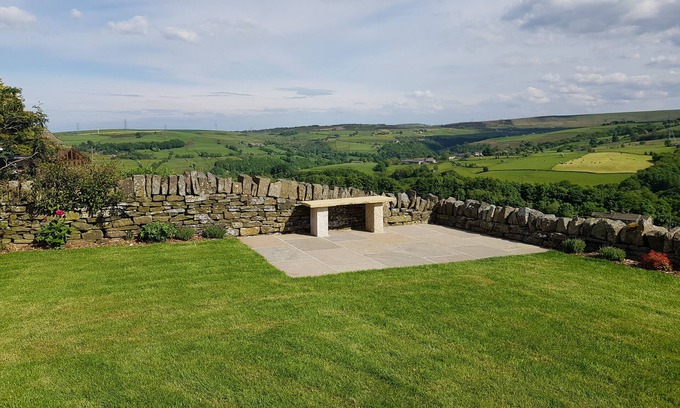 Sowerby Bridge Cottage | *NEW* Weavers Cottage in the heart of the Pennines, West Yorkshire