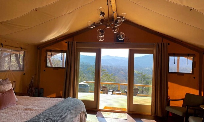 Townsend RV Rental | NEW* “Wild Hare” Luxury Glamping Tent for 2