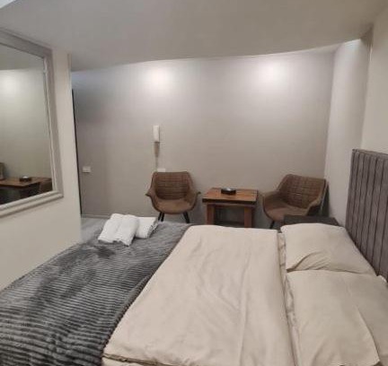 Arabkir Hostel | New York Hotel