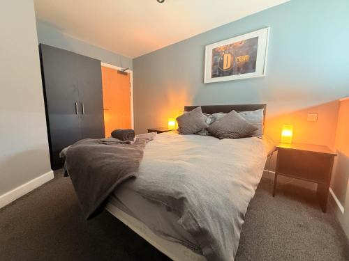 Newcastle-upon-Tyne Apartment | Newcastle Quayside Apartment -Sleeps 4 - Parking