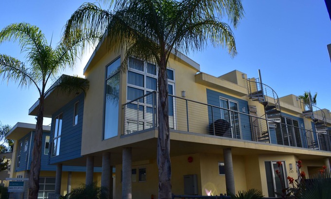 Avila Beach Condo | Newer Avila Beach Rental