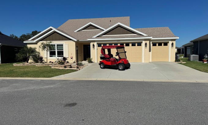 The Villages House | Newer home in the Village of Richmond - 3 Bed, 2 1/2 + Bath- Golf Cart included