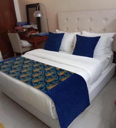 Paharganj Hotel | Newly Built Ambience urban Retreat New Delhi