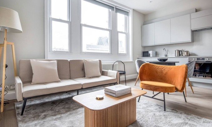 Fulham Apartment | Newly Built Fulham 1BR nr Parsons Green Tube, by Blueground