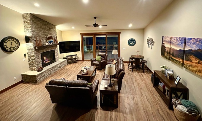Red Lodge House | Newly built one level home on 4+ acres. Minutes from downtown Red Lodge!