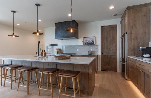 Driggs Apartment | Newly Built - Teewinot at The Basin Luxury Suites