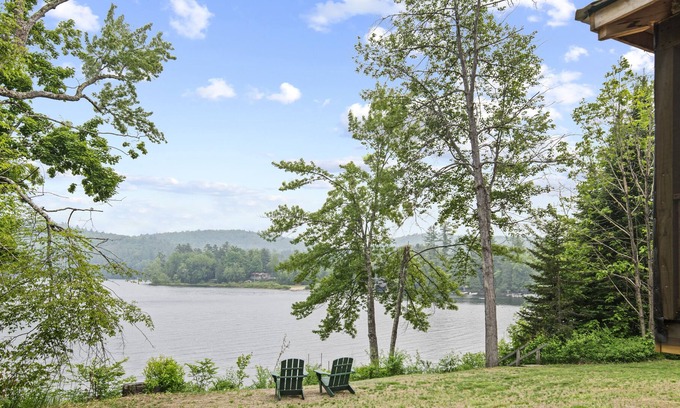 Severance House | Newly Built year-round house with specactular lake views!