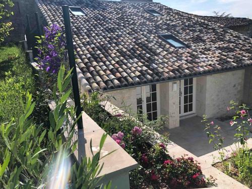 Lauzerte House | Newly converted barn, magnificent vues, garden and pool