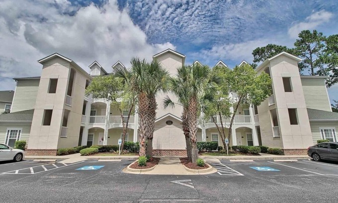 Carolina Forest Condo | Newly furnished 2 BR condo on exclusive golf course close to beaches