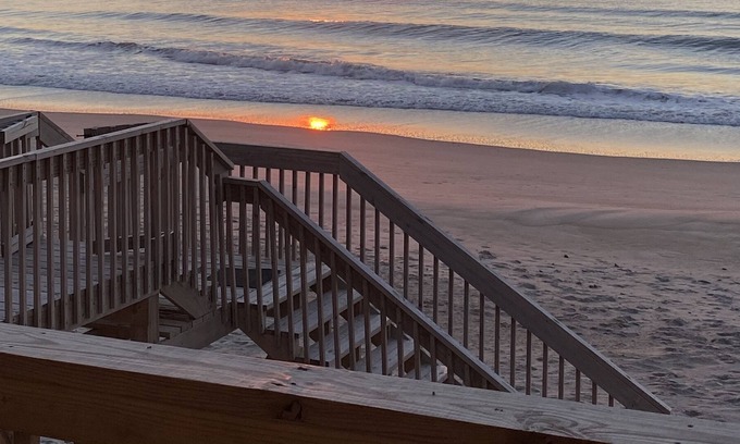 Surf City House | NEWLY LISTED! Remodeled 3 BR 2.5 BA Oceanfront Townhouse; Sleeps 8.