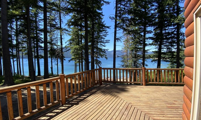 Cle Elum House | NEWLY OPEN LABOR DAY WKND - beachside 2 night min that wknd. Best value & view