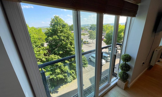 West Wick Apartment | Newly Refurbished 2 Bedroom Apartment in Weston-Super-Mare, North Somerset