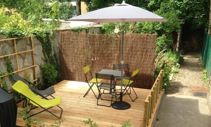 Dole Apartment | Newly Refurbished Flat in Calm Location in Historic Centre of Dole