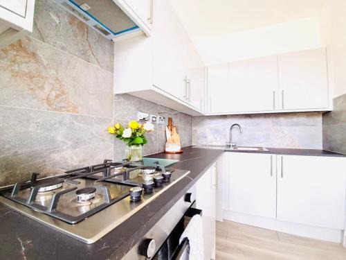 Mildmay Apartment | Newly refurbished flat in the heart of London