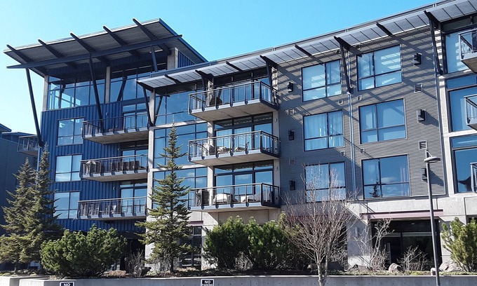 Coeur d'Alene Condo | Newly Relisted 2 bedroom Bellerive condo.