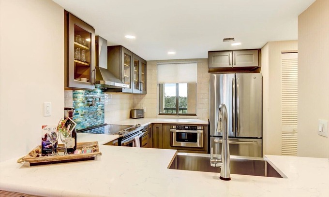 Fernandina Beach Condo | Newly-Remodeled Luxury Villa with Private Oceanfront Balcony for Each Bedroom!