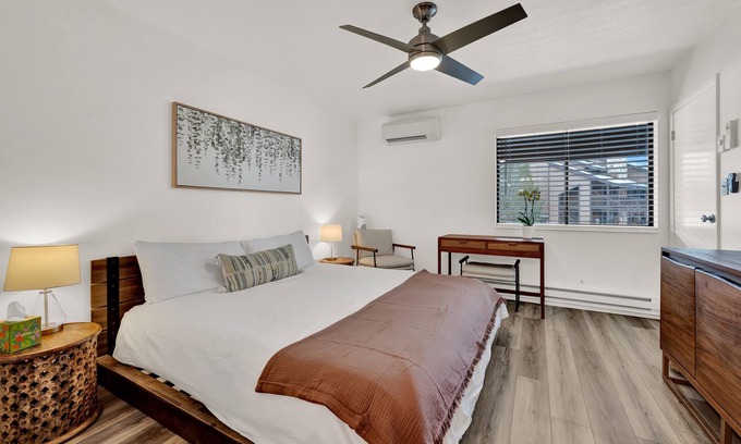Eden Condo | Newly Remodeled 2BD/2BA Mountain Retreat with AC