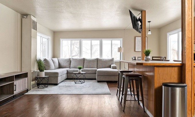 Northeast Anchorage Apartment | Newly remodeled 3-bedroom apartment
