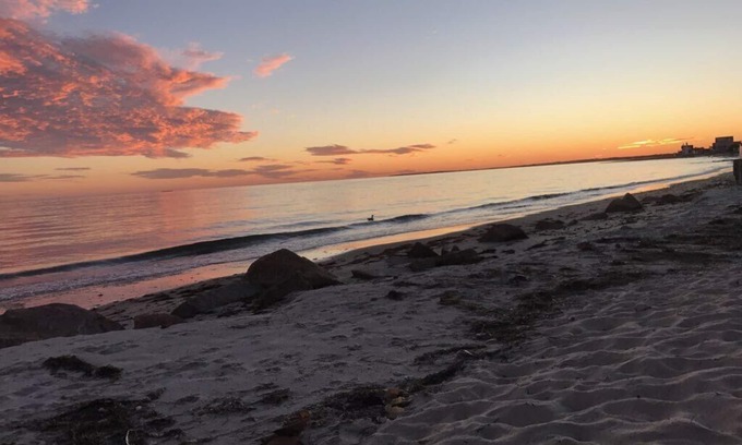 West Dennis Cottage | NEWLY REMODELED Beach House- Private Beach on Nantucket Sound